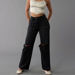 Hollister blow out knee black high rise straight jeans size 29 Regular